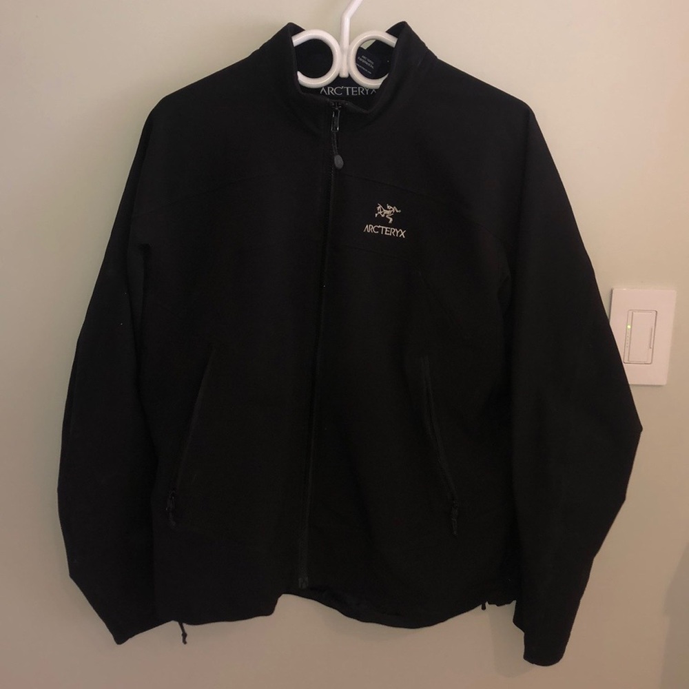 Black arcteryx shell jacket - Picture 1 of 4